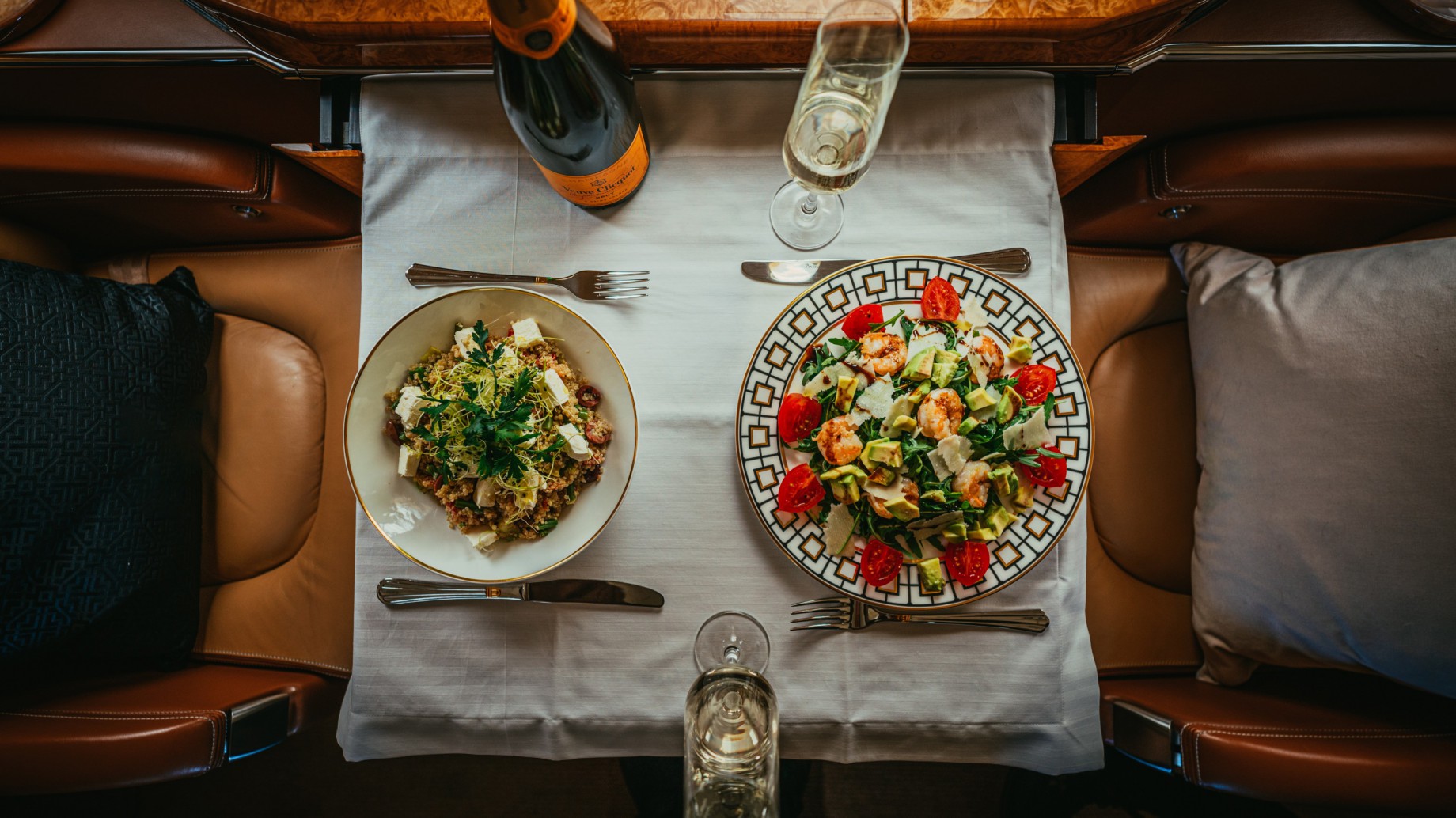 Por temor al repudio de sus fans, las celebridades ya no se exhiben tanto a bordo de sus aviones particulares